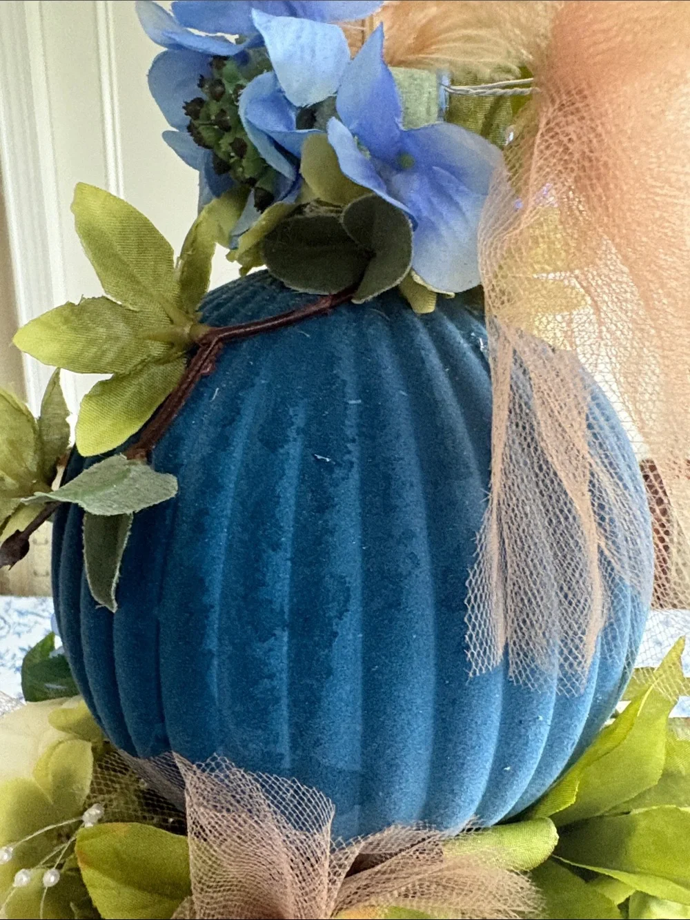 N/A elegant blue
